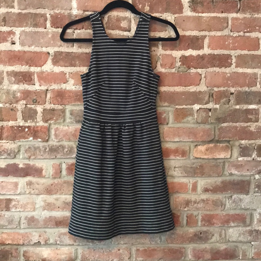 Madewell black and white striped dress sz XXS